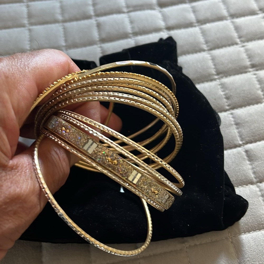Elegant Gold and Silver Bangle Set INC